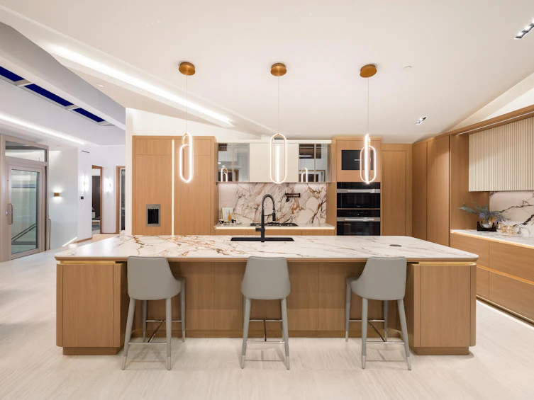 2356 Ottawa Avenue, West Vancouver, BC, V7V 2S9 - 12