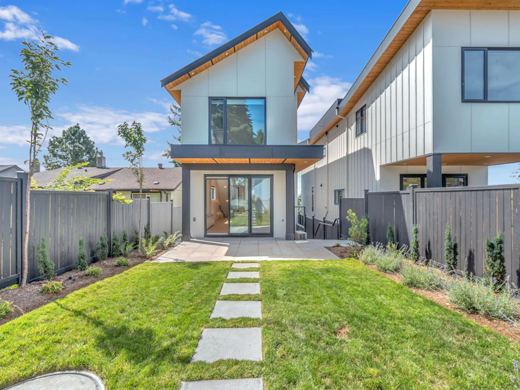 504 E 5th Street, North Vancouver, BC, V7L 1M4 - 27