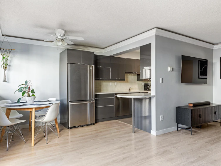 8965 Horne Street, Burnaby, BC, V3N 4J8 - 7