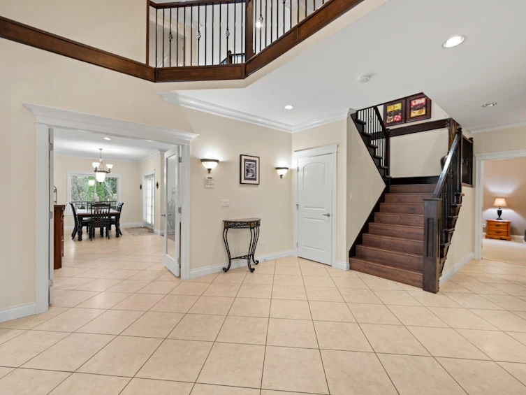 16416 92a Avenue, Surrey, BC, V4N 5N1 - 5