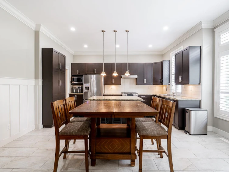 6074 163b Street, Surrey, BC, V3S 2H7 - 6