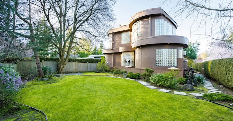 5883 Wallace Street, Vancouver, BC, B6N 2A3