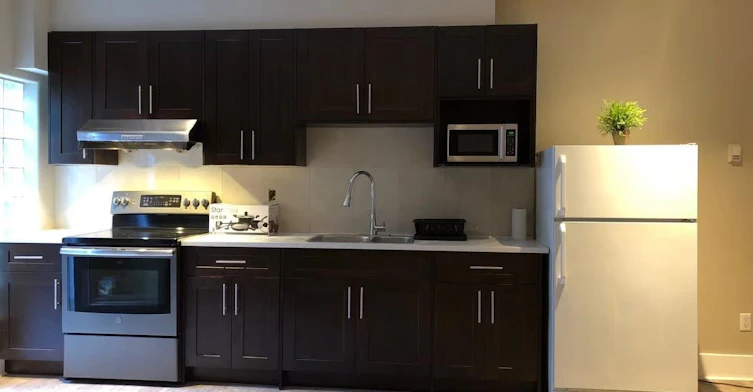 5883 Wallace Street, Vancouver, BC, B6N 2A3 - 3