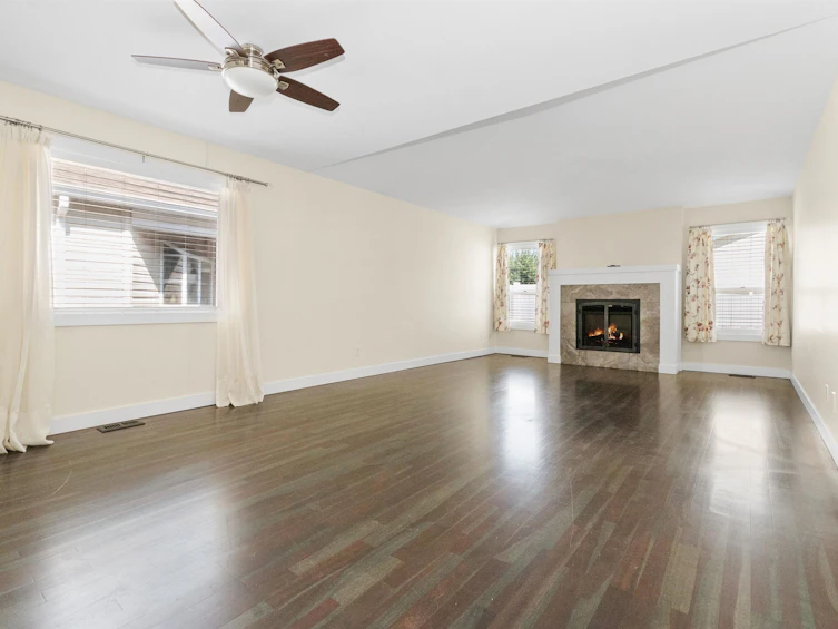 7-8500 Young Road, Chilliwack, BC, V2P 4P1 - 5