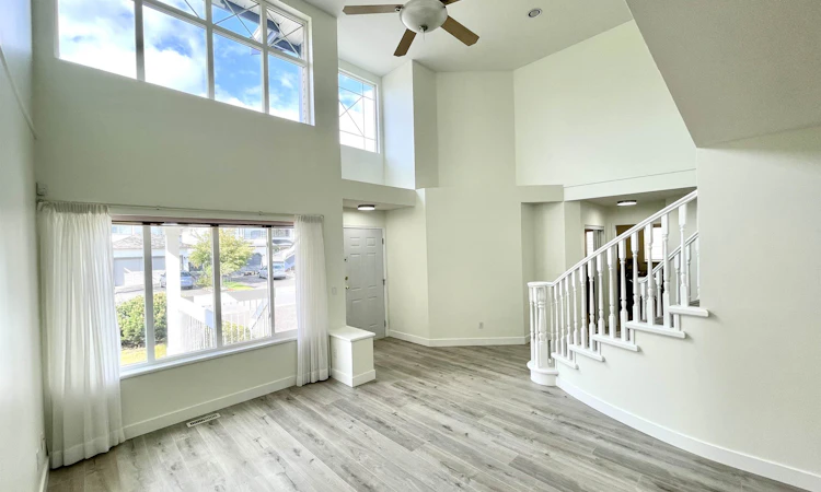 5260 Rowling Place