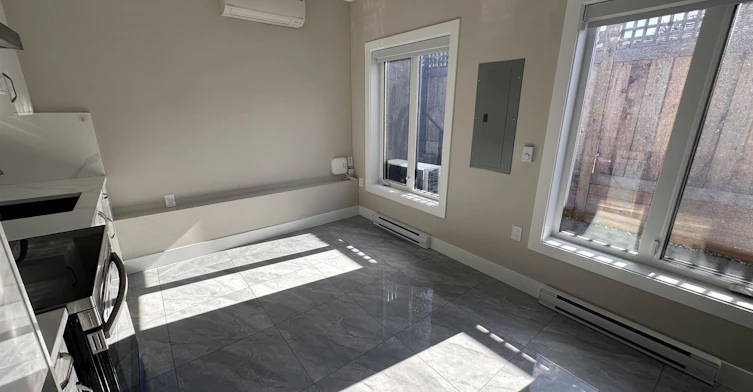 40xx W 37th Avenue, Vancouver, BC, V6N 2W7 - 9