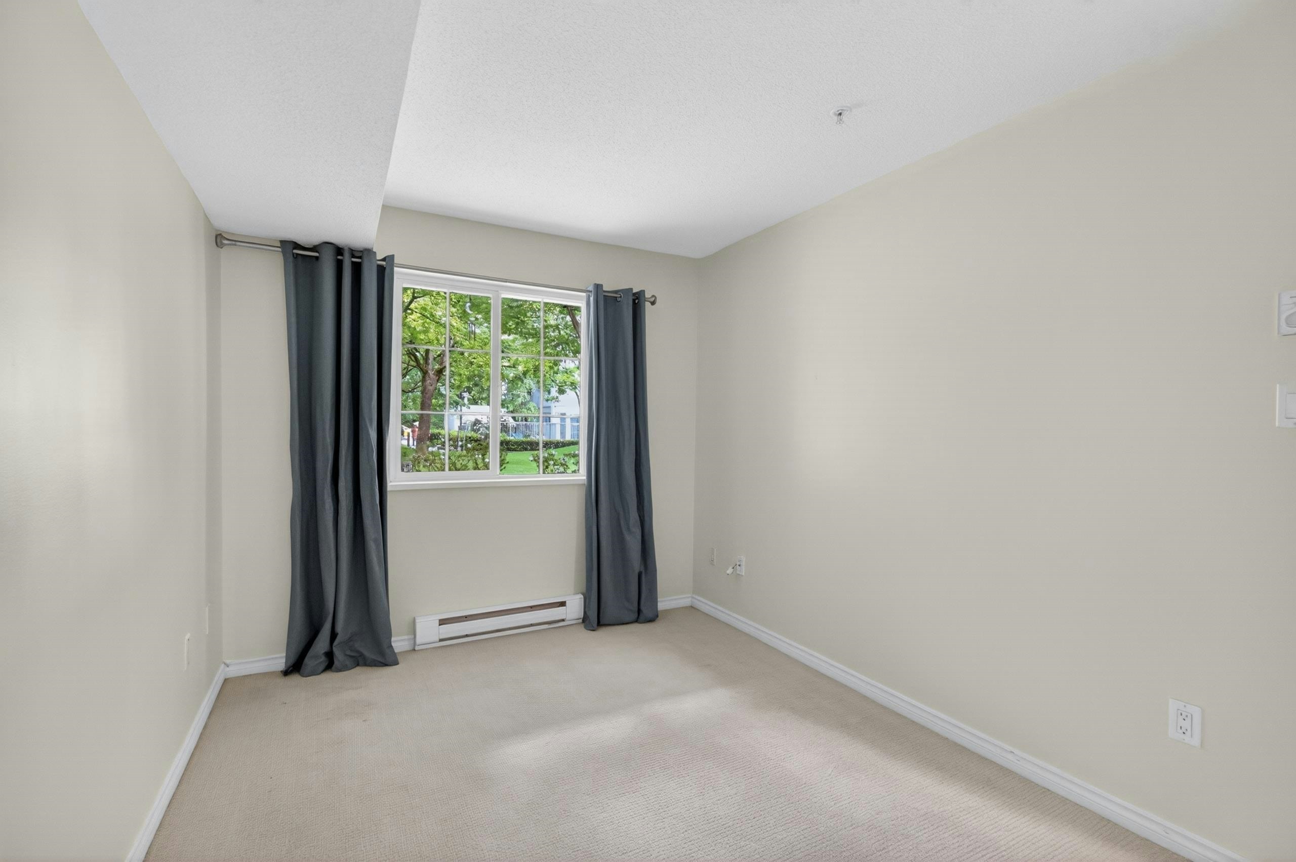 105-14859 100 Avenue, Surrey, BC, V3R 2V5 - 20