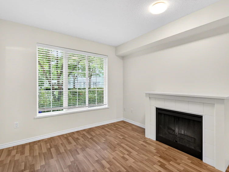 105-14859 100 Avenue, Surrey, BC, V3R 2V5 - 12