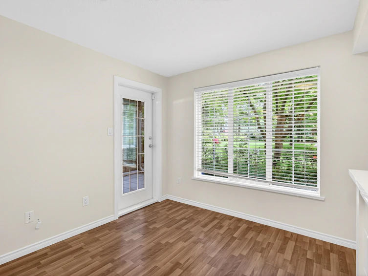 105-14859 100 Avenue, Surrey, BC, V3R 2V5 - 8