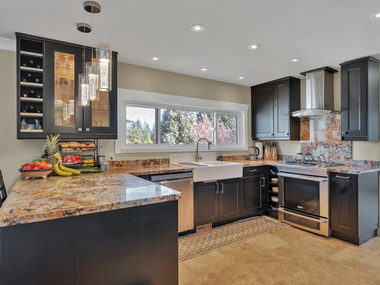 19717 48a Avenue, Langley, BC, V3A 4W2 - 14