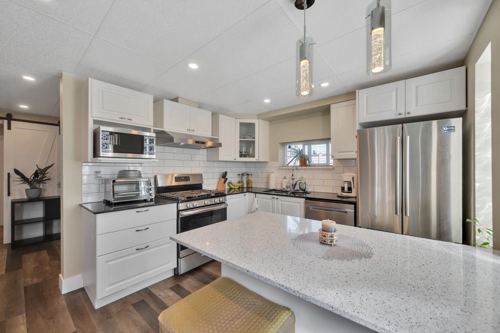 19717 48a Avenue, Langley, BC, V3A 4W2 - 26