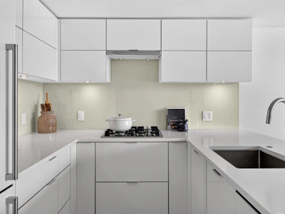 707-238 W Broadway - 5