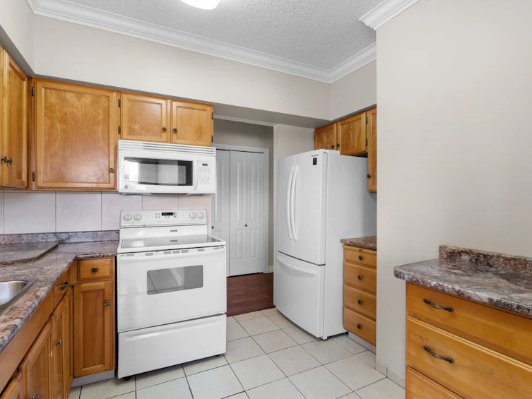 919-31955 Old Yale Road, Abbotsford, BC, V2T 4N1 - 10