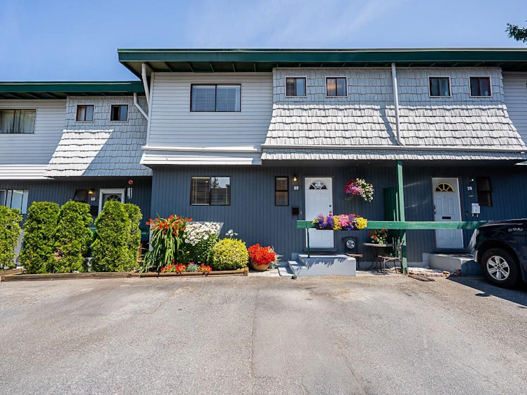 69-10806 152 Street, Surrey, BC, V3R 4H2