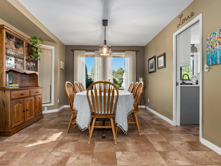 46201 Strathcona Road, Chilliwack, BC, V2P 3T1 - 10