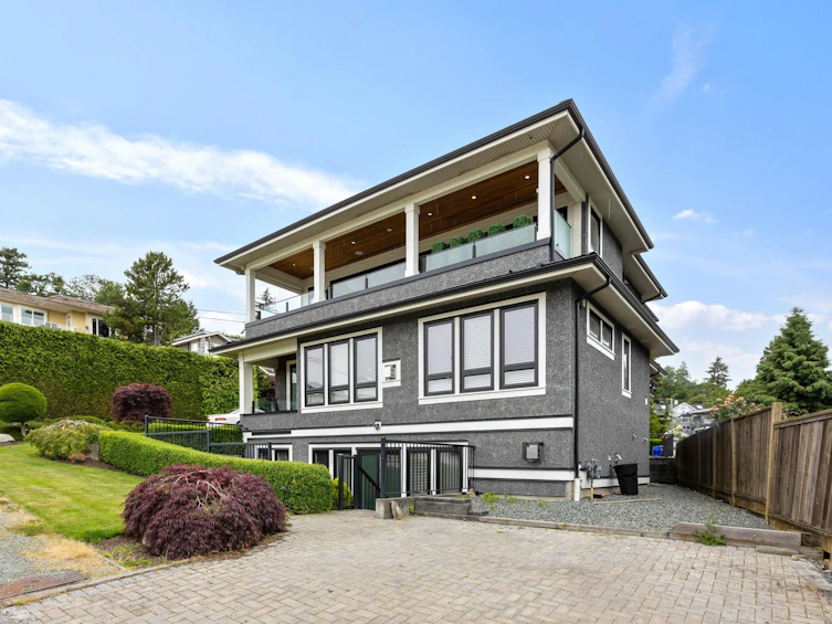 932 Ash Street, Surrey, BC, V4B 4K1 - 4