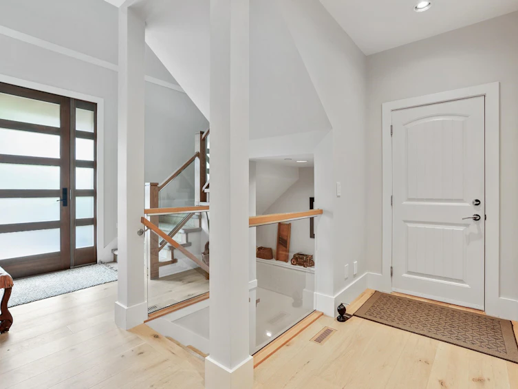 932 Ash Street, Surrey, BC, V4B 4K1 - 7