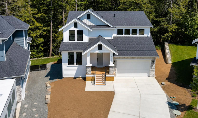 2013 Sparrow Hawk Place