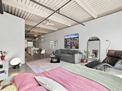 303-237 E 4th Avenue - 4