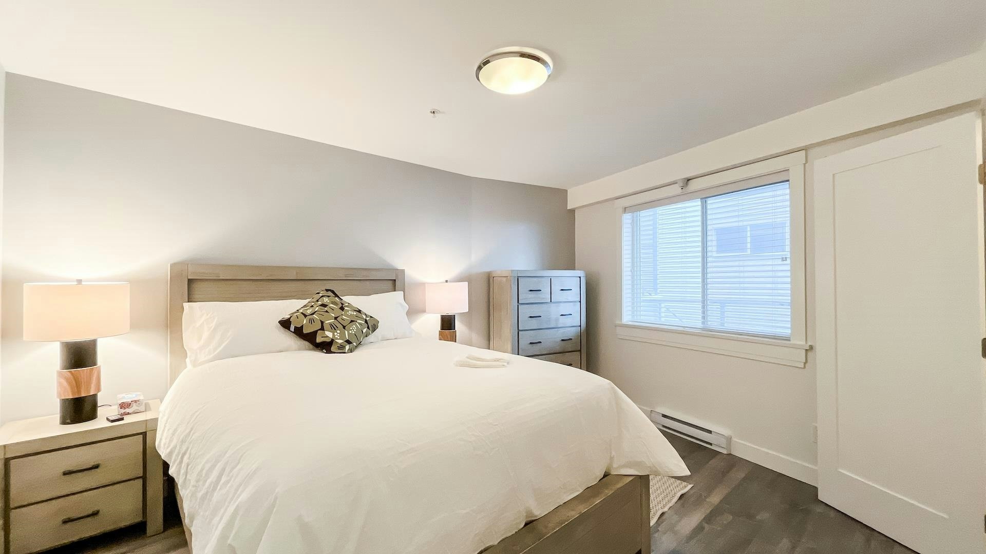 404-14955 Victoria Avenue, Surrey, BC, V4B 1G2 - 9