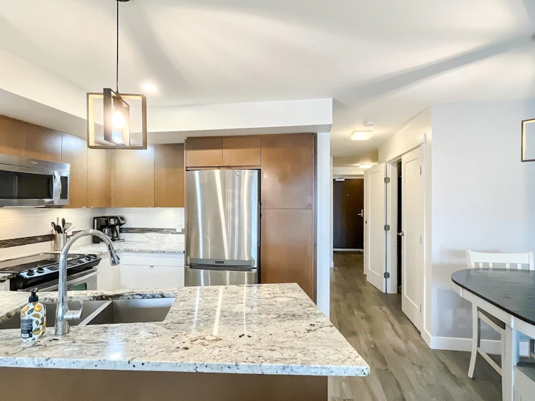 404-14955 Victoria Avenue, Surrey, BC, V4B 1G2 - 5