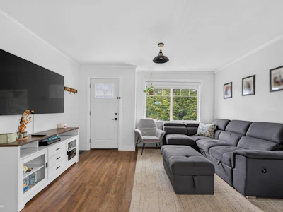 45407 Wellington Avenue - 5