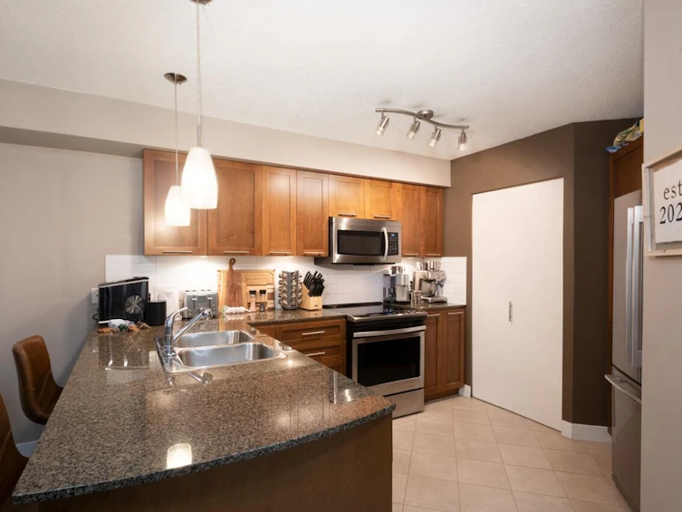 409-19677 Meadow Gardens Way, Pitt Meadows, BC, V3Y 0A2 - 12