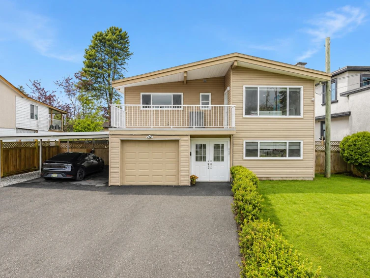 8081 112 Street, Delta, BC, V4C 4W4