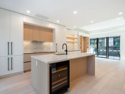 107-551 W 28th Avenue - 3