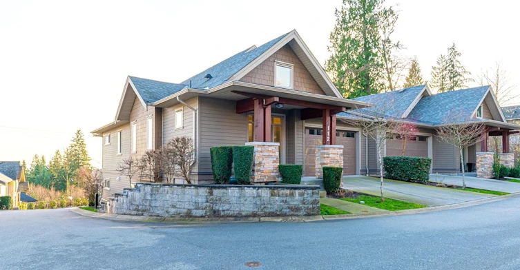 112-3467 Gislason Ave, Coquitlam, BC, V3E 0H9 - 2