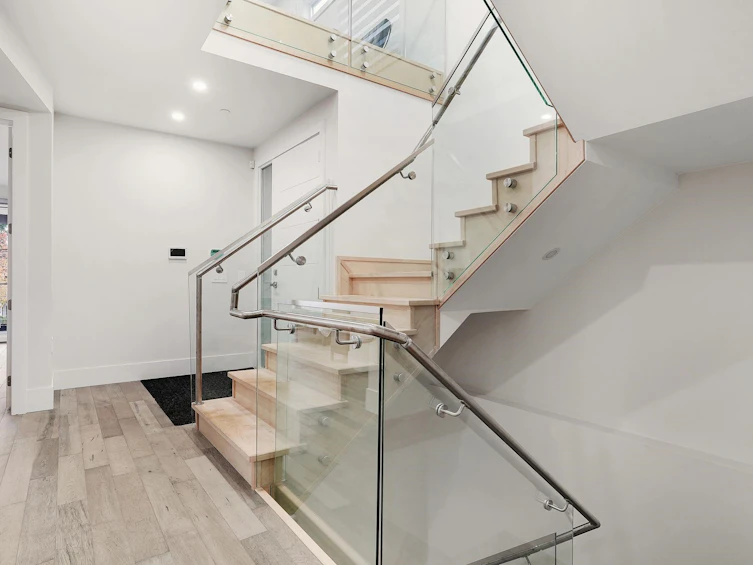 838 Stevens Street, Surrey, BC, V4B 4X2 - 30