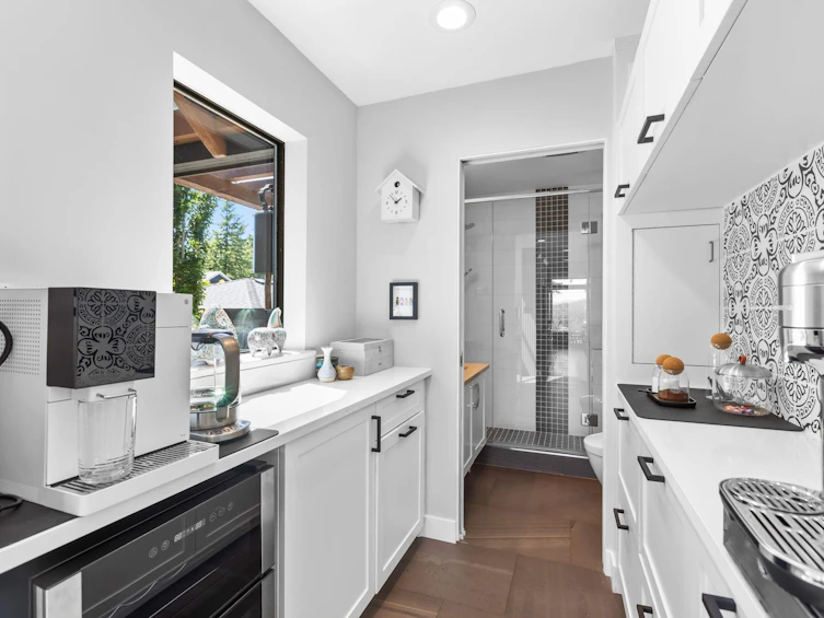 5132 Alderfeild Place, West Vancouver, BC, V7W 2W7 - 11