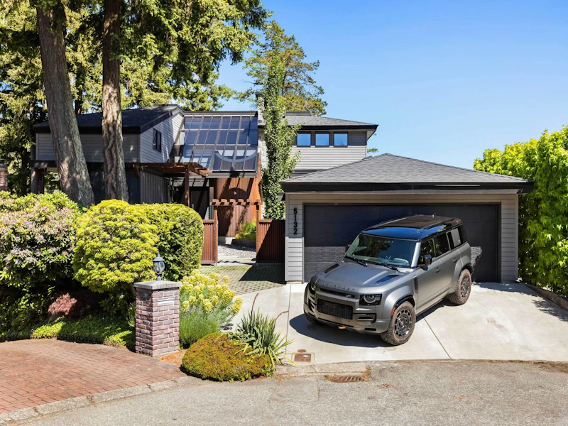 5132 Alderfeild Place, West Vancouver BC V7W 2W7