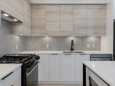 612-30494 Cardinal Avenue - 3