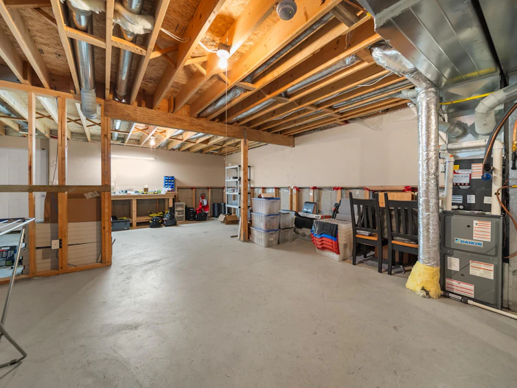 18565 67 Avenue, Surrey, BC, V3S 1Z1 - 35