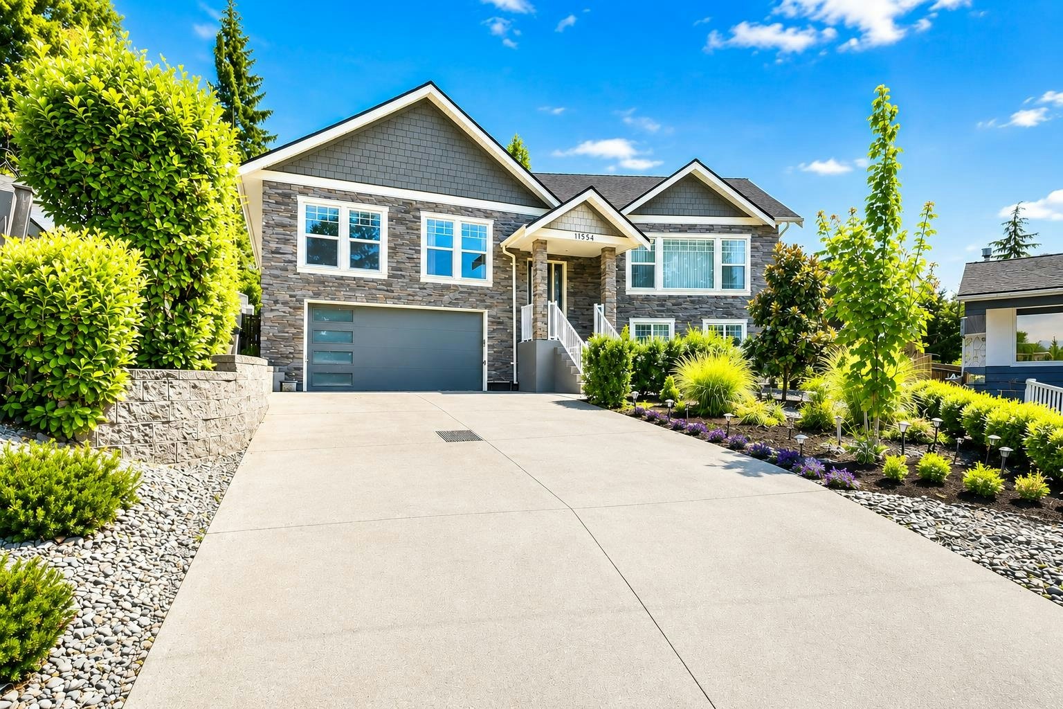 11554 92a Avenue, Delta, BC, V4C 3M7