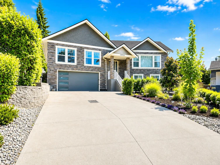 11554 92a Avenue, Delta, BC, V4C 3M7