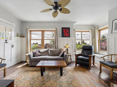 534 E 7th Street - 5