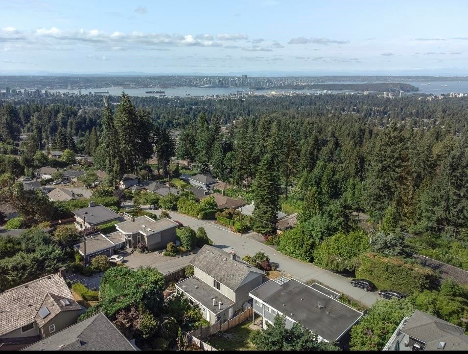 442 Monteray Avenue, North Vancouver, BC, V7N 3G2 - 28