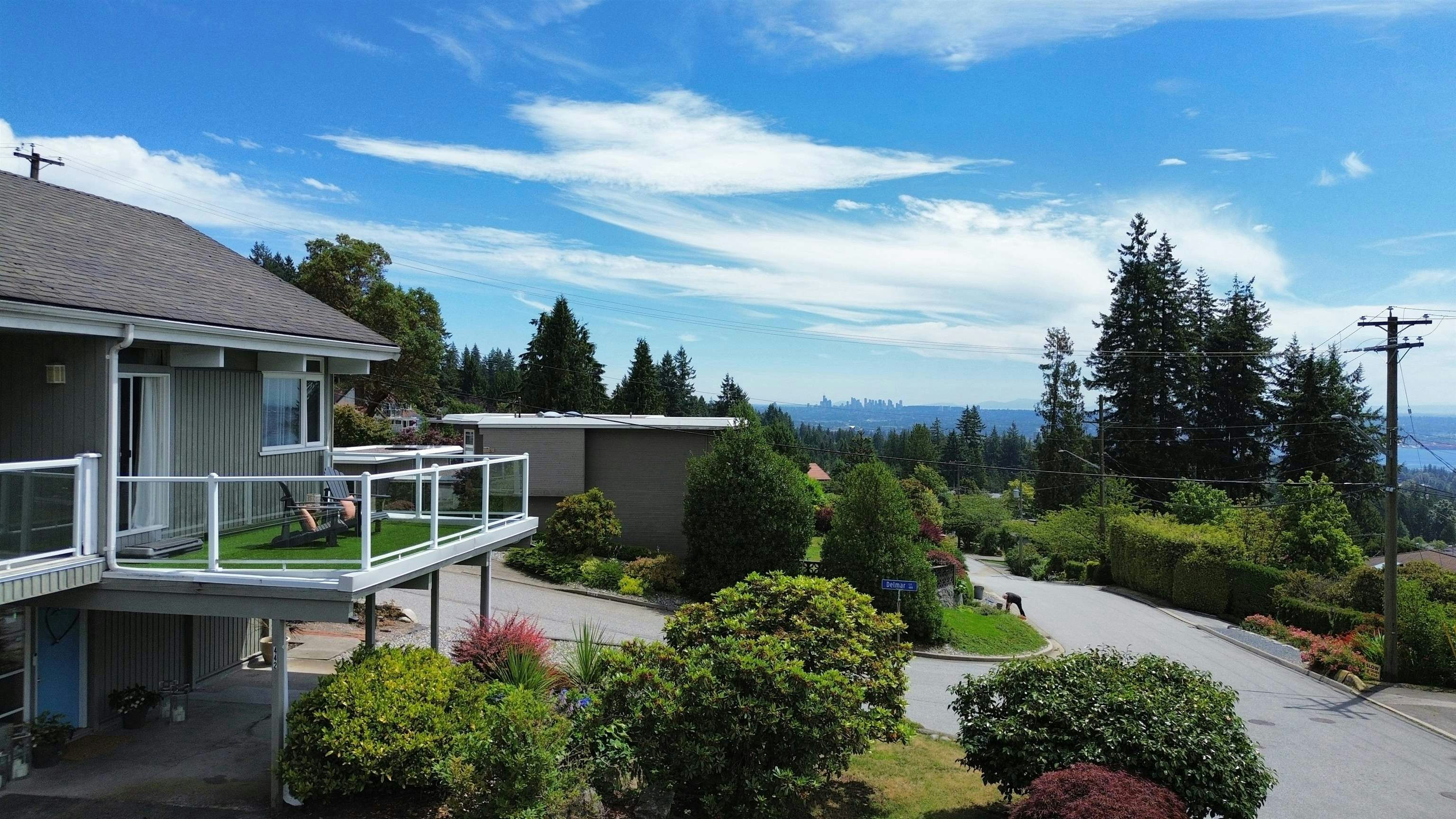442 Monteray Avenue, North Vancouver, BC, V7N 3G2 - 30