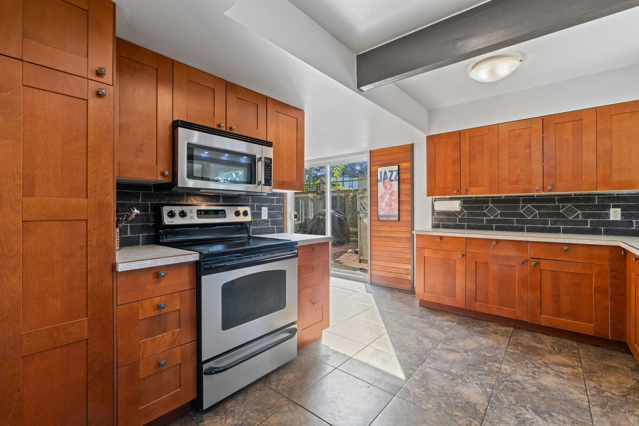 442 Monteray Avenue, North Vancouver, BC, V7N 3G2 - 12