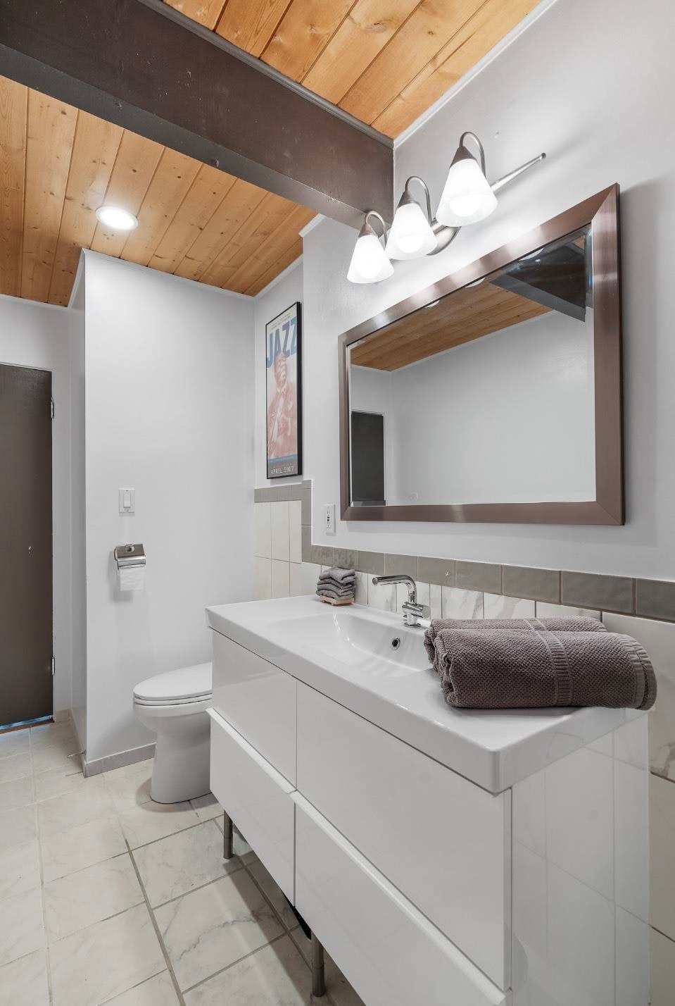 442 Monteray Avenue, North Vancouver, BC, V7N 3G2 - 25