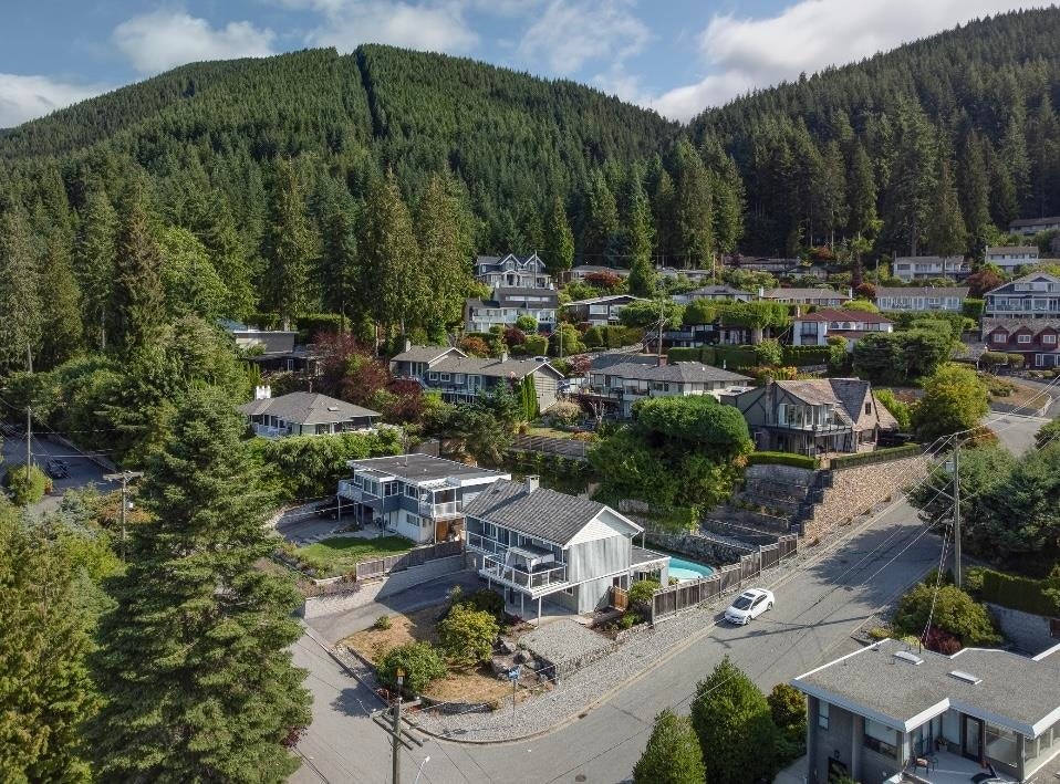442 Monteray Avenue, North Vancouver, BC, V7N 3G2 - 27