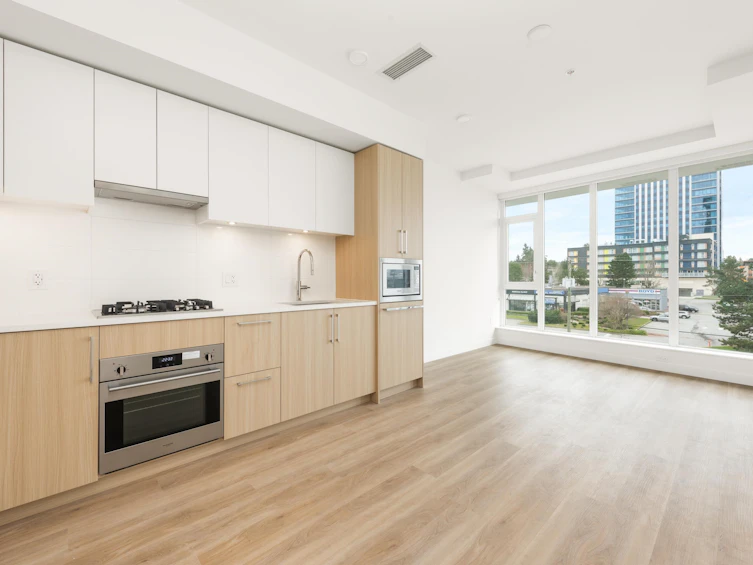 301-9675 King George Boulevard, Surrey, BC, V3T 0T7 - 13