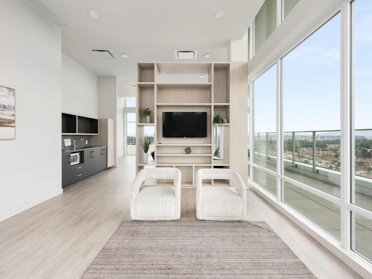 301-9675 King George Boulevard, Surrey, BC, V3T 0T7 - 14