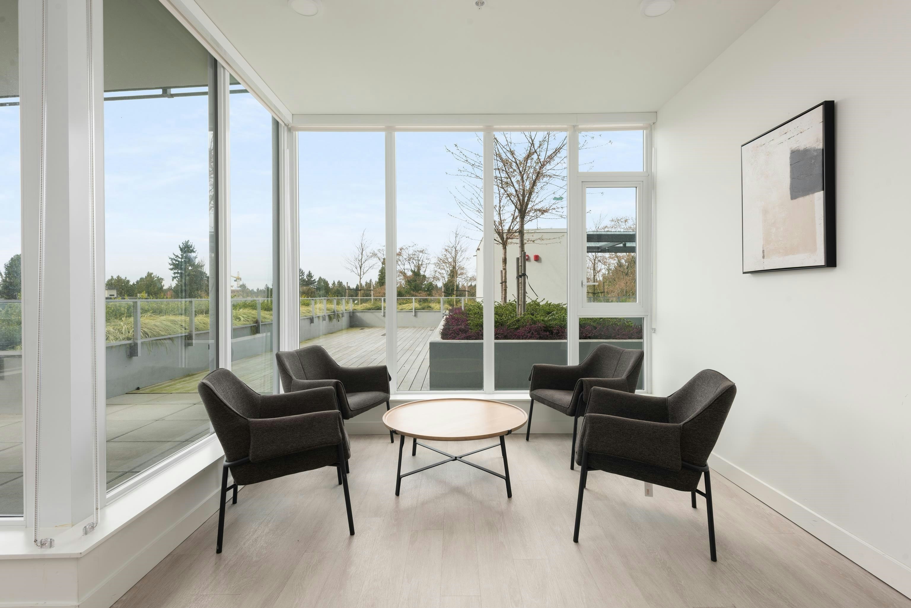 301-9675 King George Boulevard, Surrey, BC, V3T 0T7 - 32
