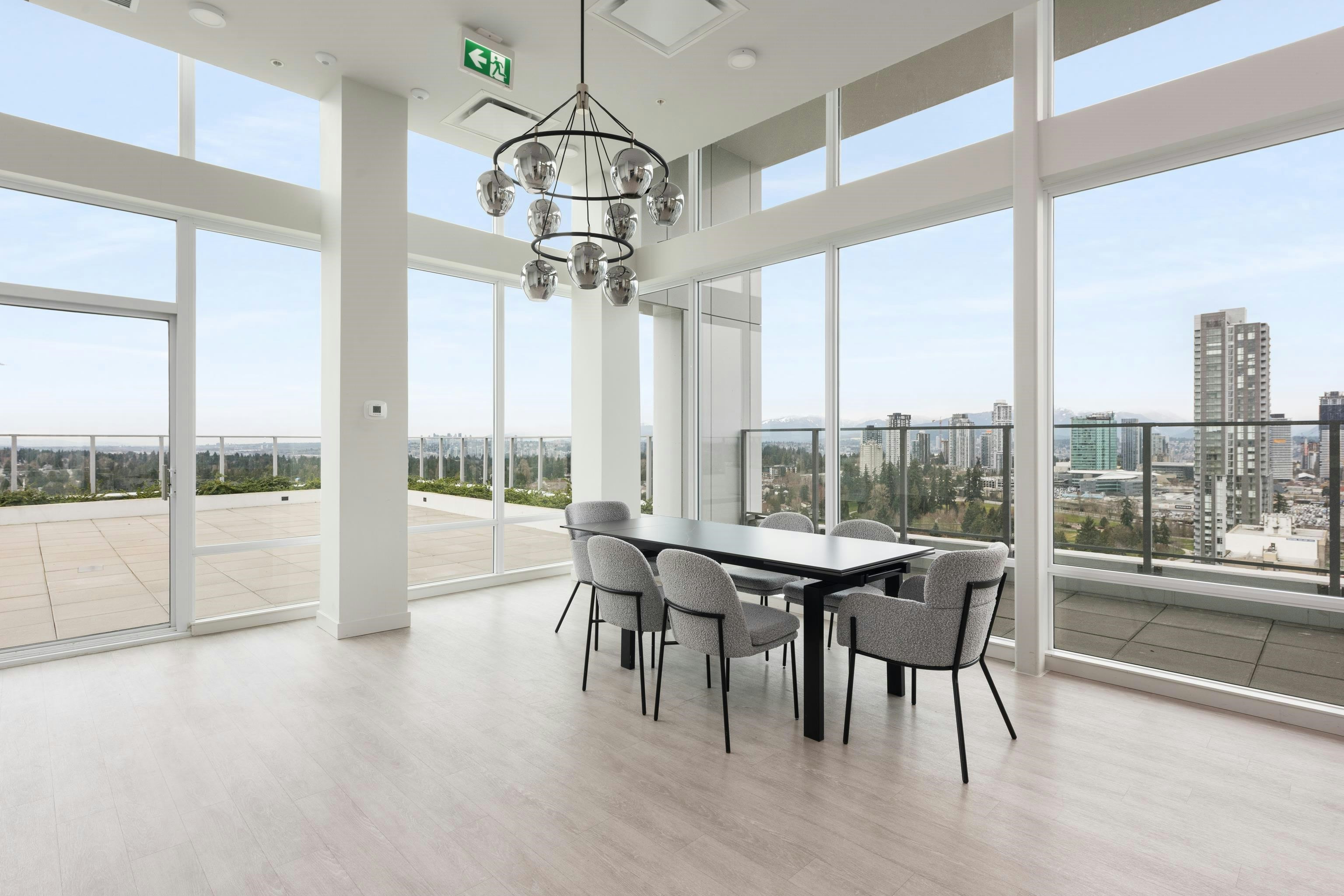 301-9675 King George Boulevard, Surrey, BC, V3T 0T7 - 16