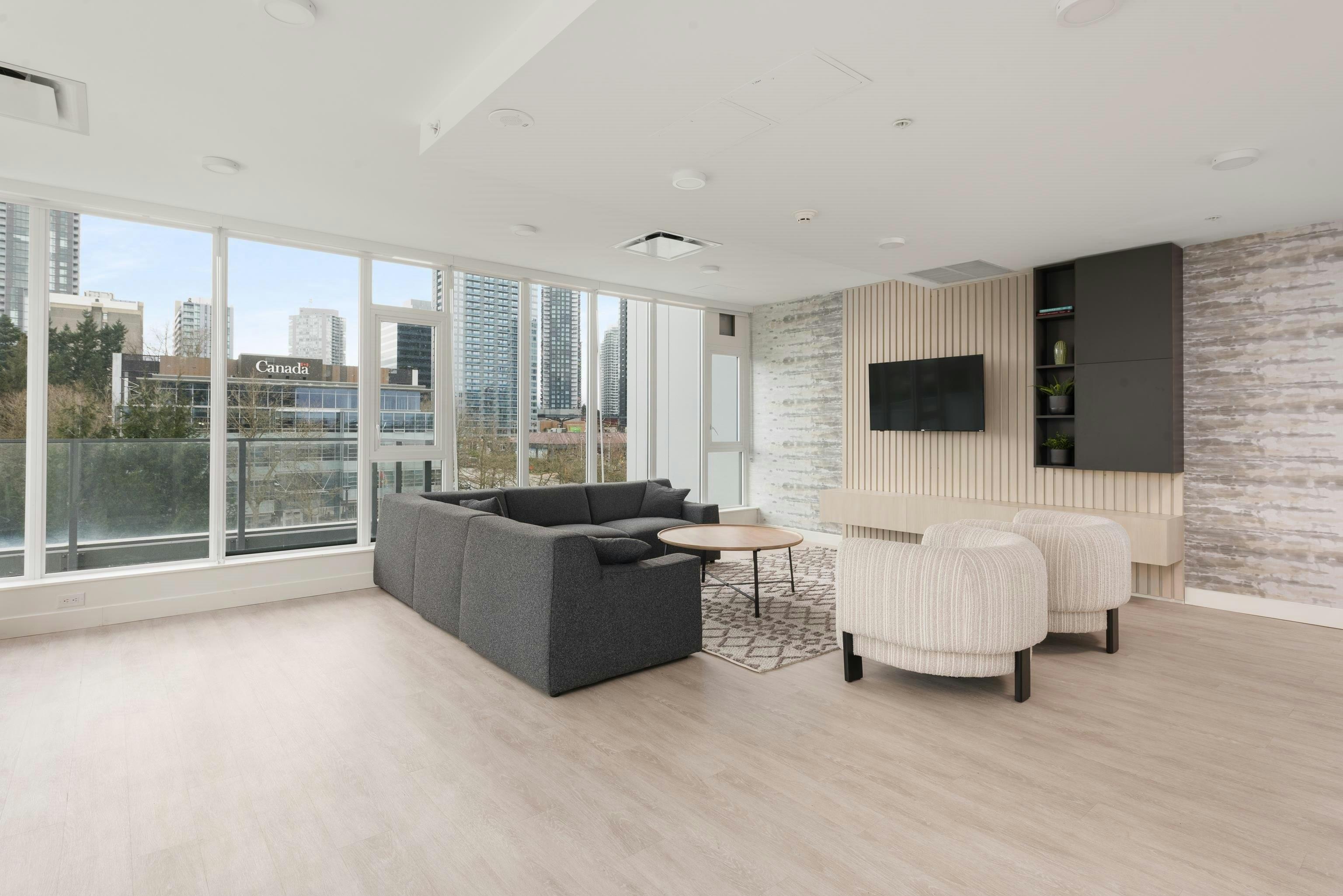 301-9675 King George Boulevard, Surrey, BC, V3T 0T7 - 23