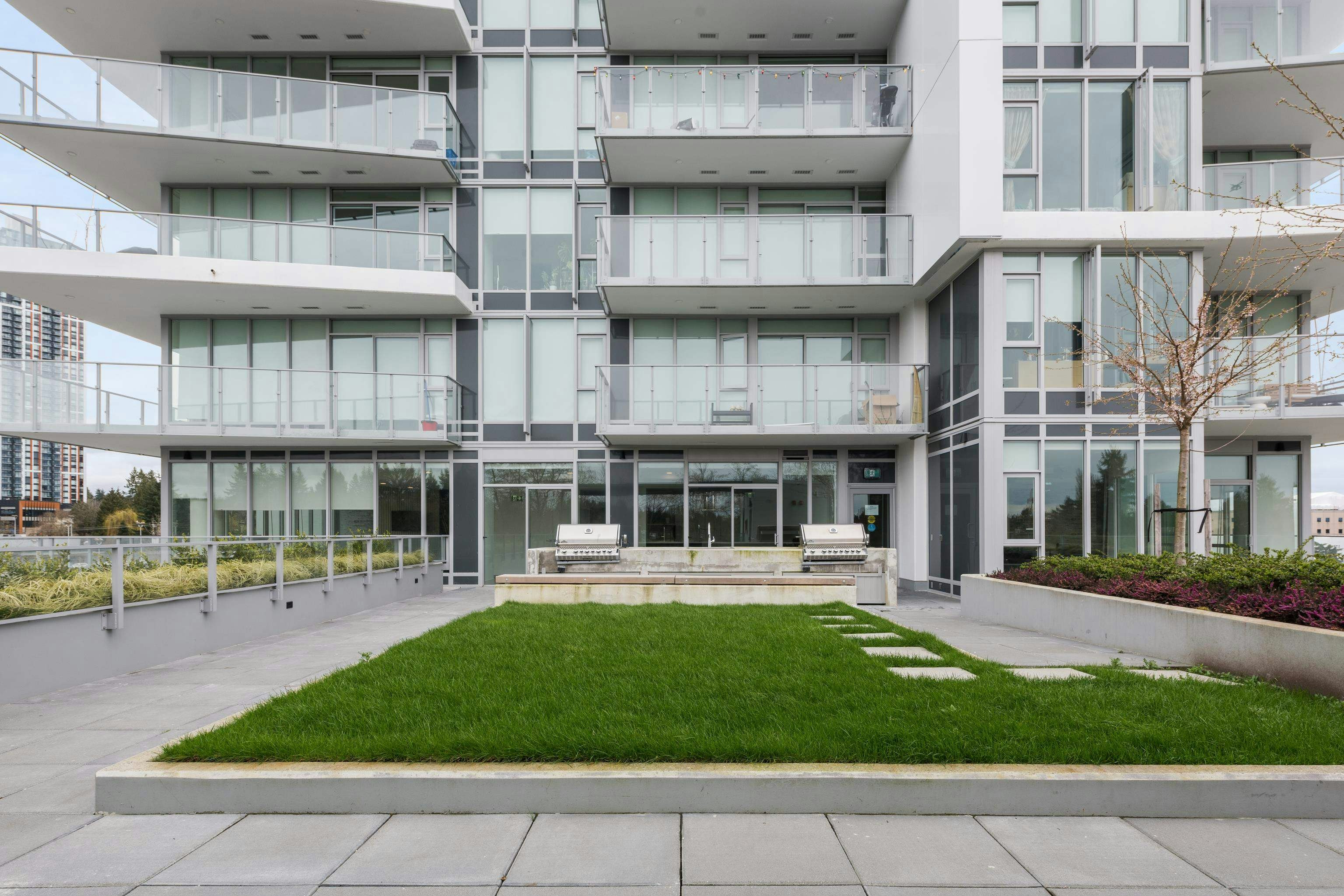 301-9675 King George Boulevard, Surrey, BC, V3T 0T7 - 28