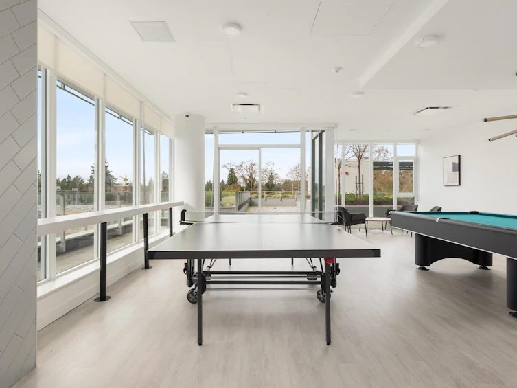 301-9675 King George Boulevard, Surrey, BC, V3T 0T7 - 33